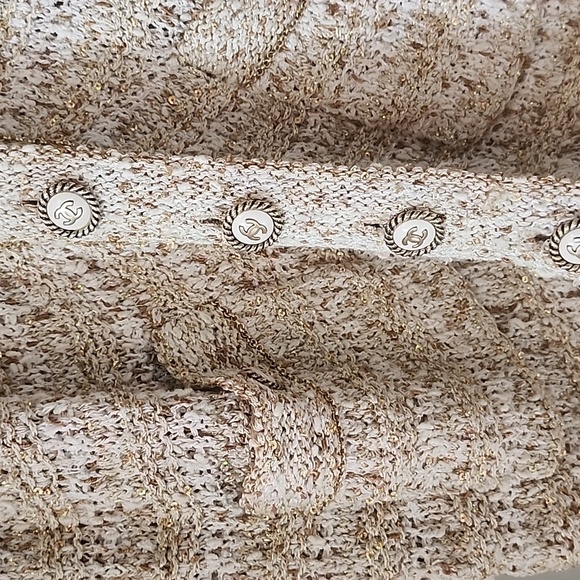 Chanel Limited Edition gold tweed jacket - Picture 4 of 14